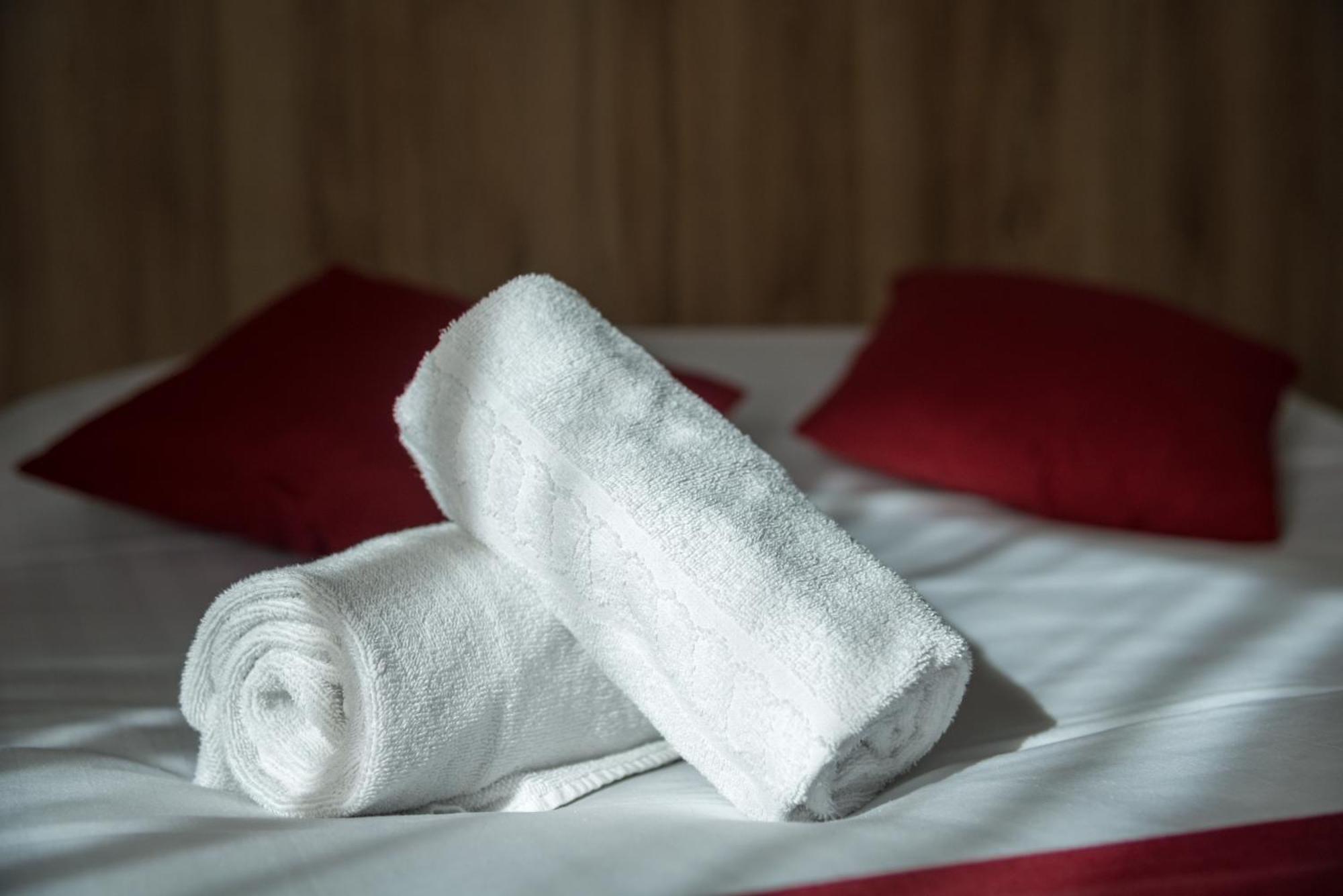 Brit Hotel Plaisance A9/A61 Нарбонн Екстер'єр фото