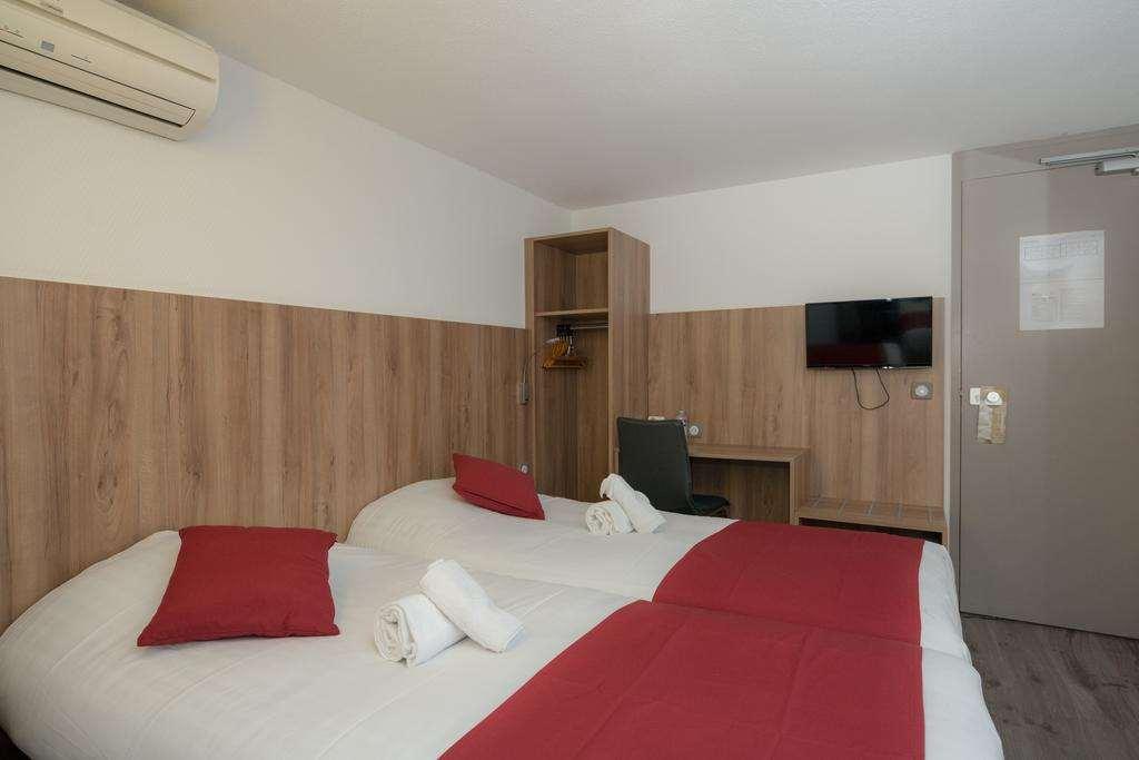 Brit Hotel Plaisance A9/A61 Нарбонн Номер фото