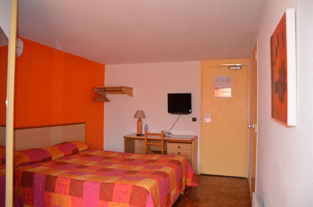 Brit Hotel Plaisance A9/A61 Нарбонн Екстер'єр фото